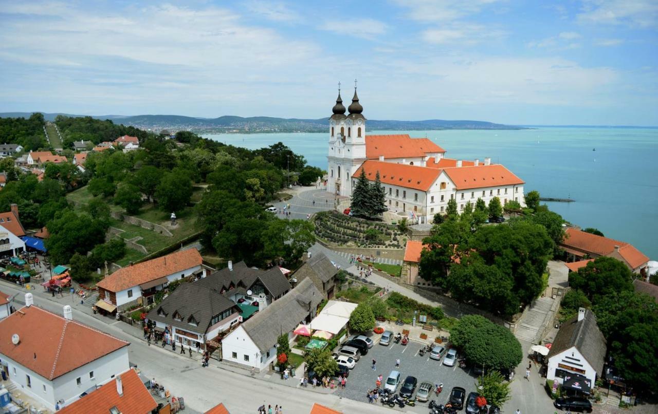 Jazmin Apartman Tihany Zewnętrze zdjęcie